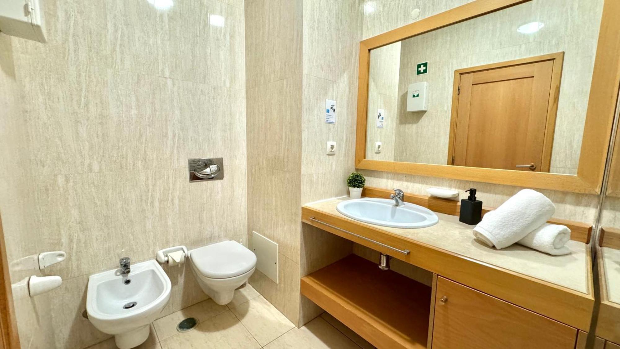 Praia Da Rocha, 502, Charming Apartment, Air Conditioning, Swimming Pool,Free Wifi, Faia By Ig Portimão Eksteriør billede